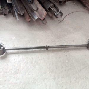 Barre de contention - suspension  (30" de long) avec menottes 3" en acier - solide