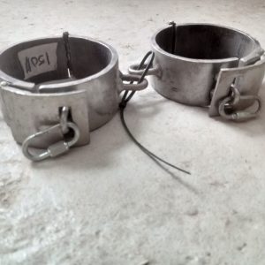 Menottes BDSM - Shackles en acier -Solide et Lourde - 3" x 1-1/2"