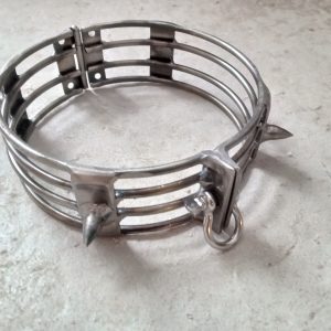 Collier en acier solide avec piques - Metal BDSM Collar - 6" de diamètre x 2" de large