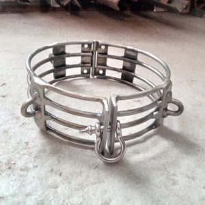 Collier en acier solide avec anneaux - Metal BDSM Collar - 6" de diamètre x 2" de large