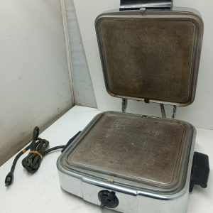 Gril /sandwichera électrique vintage Montgomery Ward/