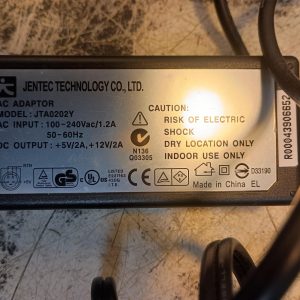 Jentec Power  Supply JTA0202Y Sortie : + 5 V 2 A + 12 V 2 A   4-PINS
