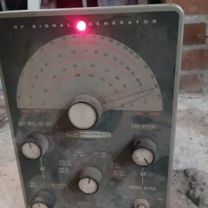 Vintage Heathkit RF Signal Generator Powers On -Untested