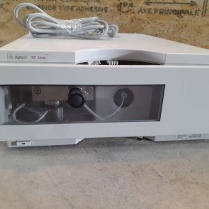 Agilent 1100 Series HPLC QuatPump (Quaternary Pump) G1311A - Not Fully Tested - Power On - Yellow Light