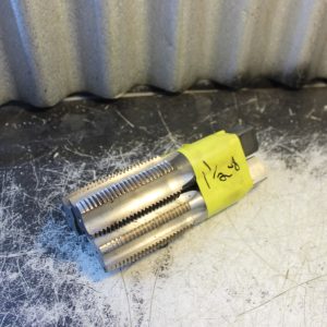 3 x Hand Tap 1-1/2" - 8 H5 HSS