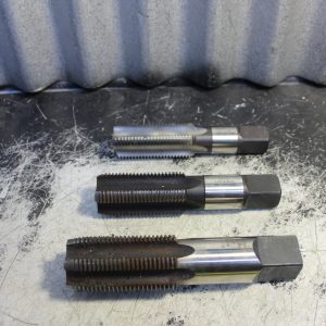 3 x TAYLOR Hand Tap (1-3/4" - 1-1/2" - 1-1/4" - 8 NS)