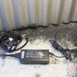 Power Supply - AC Adapter MODEL: KPA-060F - 12V / 5A - 4PIN