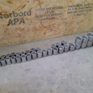 Lot of Wright Professional metric socket 12-point - 19mm to 50mm