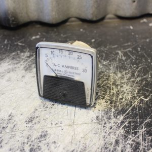 Vintage GENERAL ELECTRIC Gauge A-C AMPERES 0-30A - CAT: L533LSNL - RATIO: 6:1