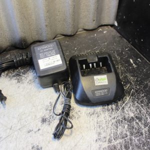 Kenwood Rapid Charger Model KSC-16 with Power Supply