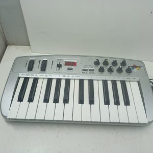 MiniLab MIDI Keyboard Controller Oxygen 8 (25 keys)