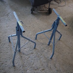 2 x adjustable tripod stands - 4' at the highest