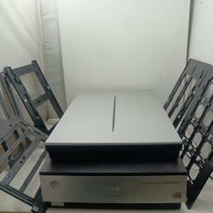 Epson Perfection V700 Photo Scanner - not properly tested- lights and include the ac connector+ film frames.
