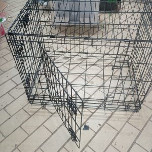 Portable Dog Crate, Folding Metal Dog Kennel with 1 Door, 31" x 21 1/2" x 24 H"