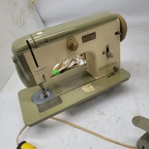 Machine à coudre Bernina - type jmg 60