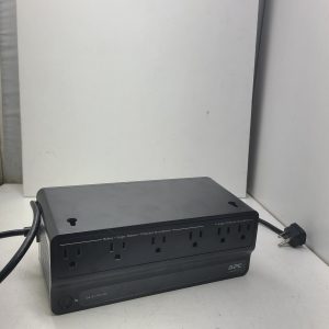 Onduleur APC Back-UPS 450 BN450M 120V 255W avec 6 prises - S'ALLUME MAIS A UN PROBLÈME