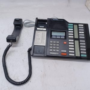 Téléphone Northem Telecom Meridian M7324 / NT8B40