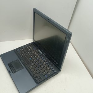 Ancien ordinateur portable HP pour projets de cinéma - uniquement pour la décoration - ordinateur non fonctionnel