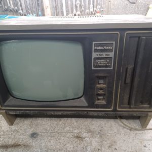Radio Shack TRS-80 Modèle II Micro-ordinateur Vintage - Ne fonctionne pas - Lire la description