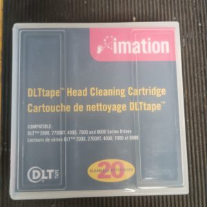 Cartouche de nettoyage des têtes de lecture pour bandes DLT