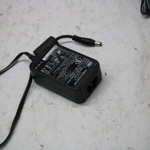 YHI - Modèle 898-1015-U12S avec sortie +12V 1250mA - Bloc d'alimentation