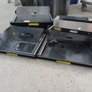 6 x Tiroirs de rack en acier 17-1/4" x 15-1/2"