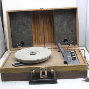 Platine vinyle vintage BRENTWOOD DRE-82 - Pour pièces / pour projets