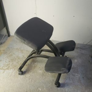 Chaise genoux ergonomique de bureau avec roulettes