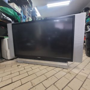 Téléviseur Toshiba 52HM85 - nécessite une nouvelle lampe - fonctionnel par ailleurs - RPTV
