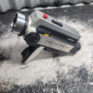 Caméra Canon autozoom 318M - avec mode d'emploi et étui - non testée