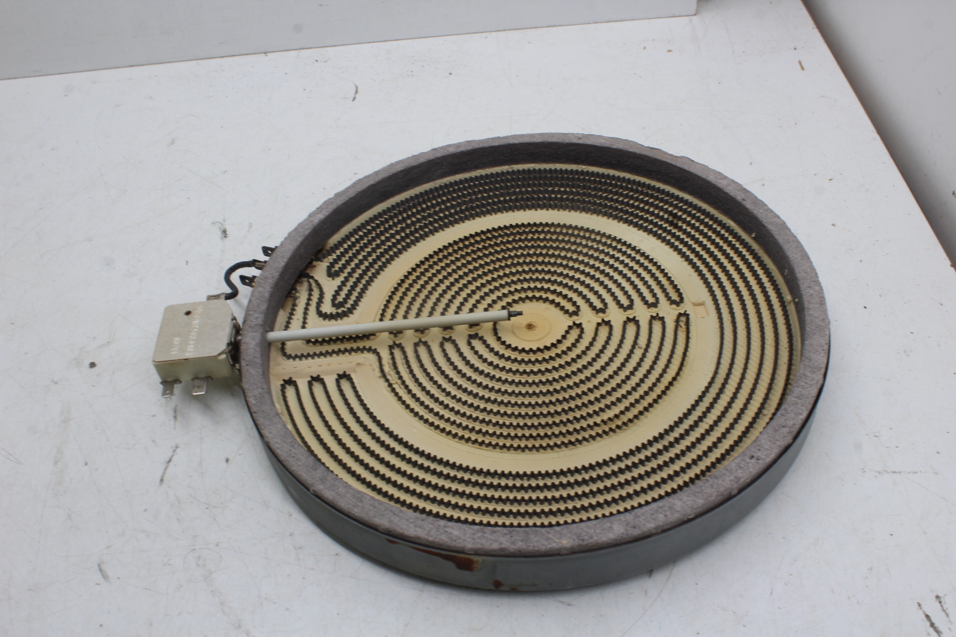 CERAMA SPEED – Kenmore Range Oven Radiant Surface Element 10″ diameter C880 698739h2 SER: lMK2331577