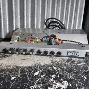 Châssis d'amplificateur Bass Master 100 - Témoin lumineux allumé - Pour projet audio DIY