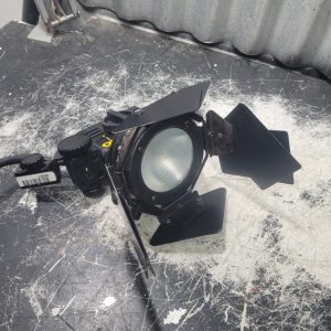 LowelPro Light with bulb, cord, dimmer and barndoor
