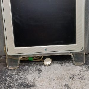 Écran Apple Studio Display vintage - M7649 - LCD 17"