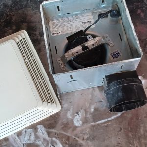 Broan model DX90 ceiling-mounted ventilator