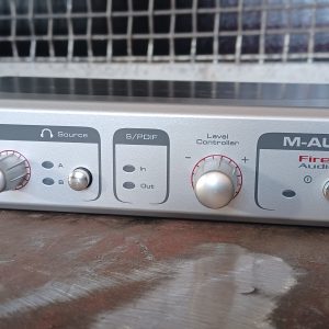 Interface audio et MIDI numérique M-Audio FireWire Audiophile - Sans bloc d'alimentation