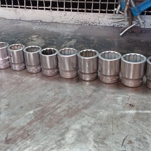 16 x GENIUS Metric 12-point Chrome Sockets - 3/4" Drive