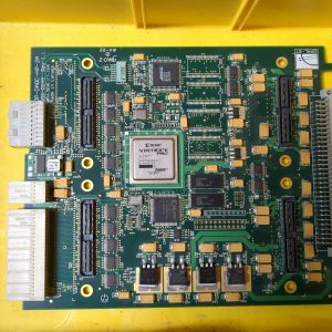 Carte avec Virtex II pro XC2VP7 - Non testée