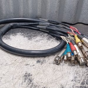 Câble multipaire audio/vidéo avec connecteur D-Sub mâle vers prises RCA, XLR et BNC