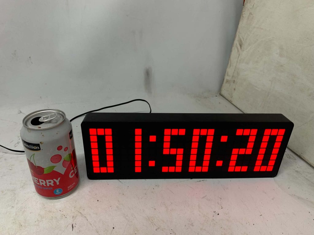 Minuteur d'horloge avec télécommande