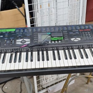 Casio WK-1350 portable electronic keyboard - Tested and working