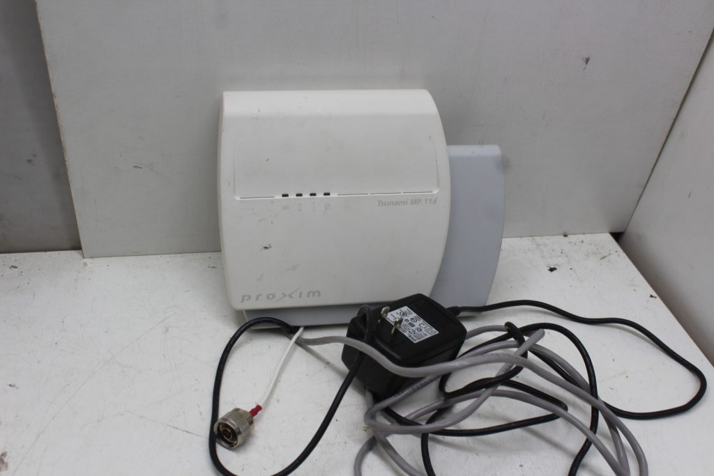 Proxim Tsunami MP.11a Access Point WiFi Access Point - Point to Point - Adaptateur d'alimentation inclus