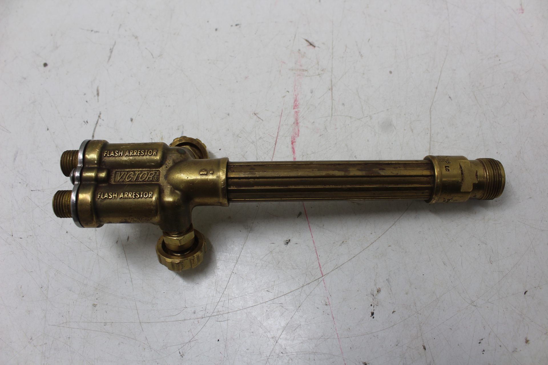 VICTOR Oxy-Fuel Cutting Torch Handle Model 315FC+