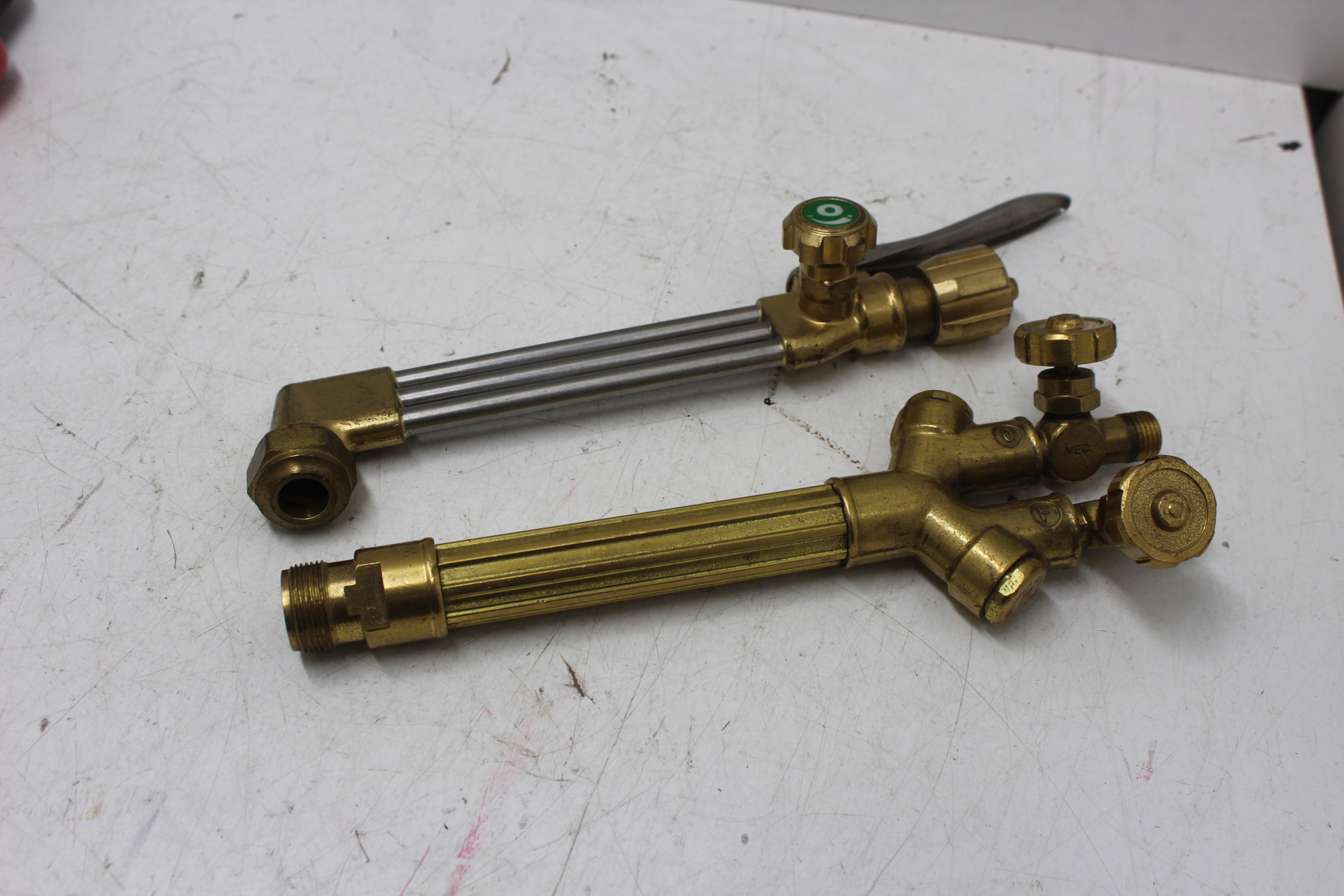 Oxy-Fuel Cutting Torch Handle WH370FC-V + Torch Handle MODEL CA 411-3