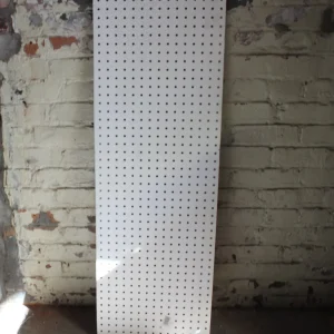 Tablette en plastique blanc de 15" x 48"