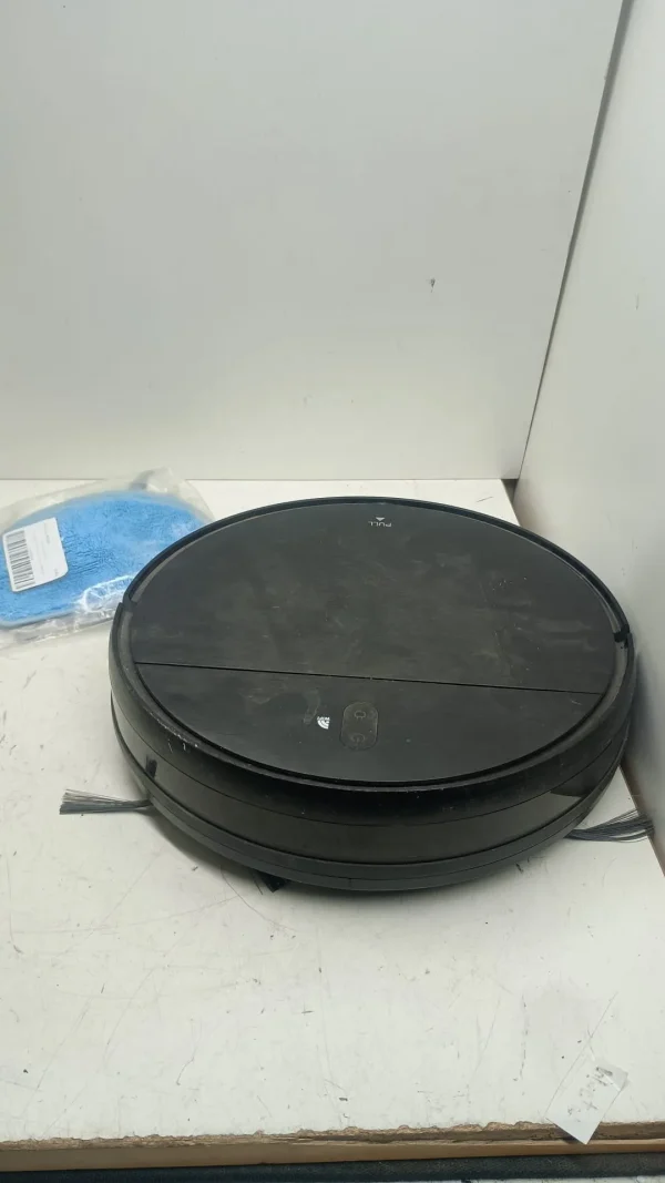 BR151 Robot Vacuum & Mop – For parts – should work with the charger – as is